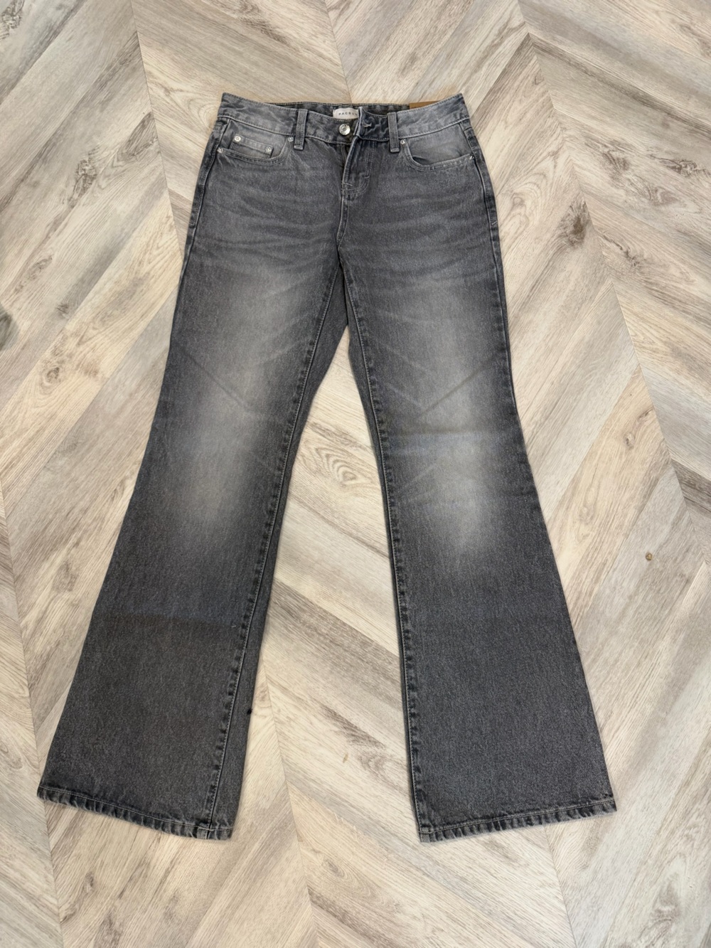 PacSun Gray Women’s Stretch Jeans - Classic Slim Fit